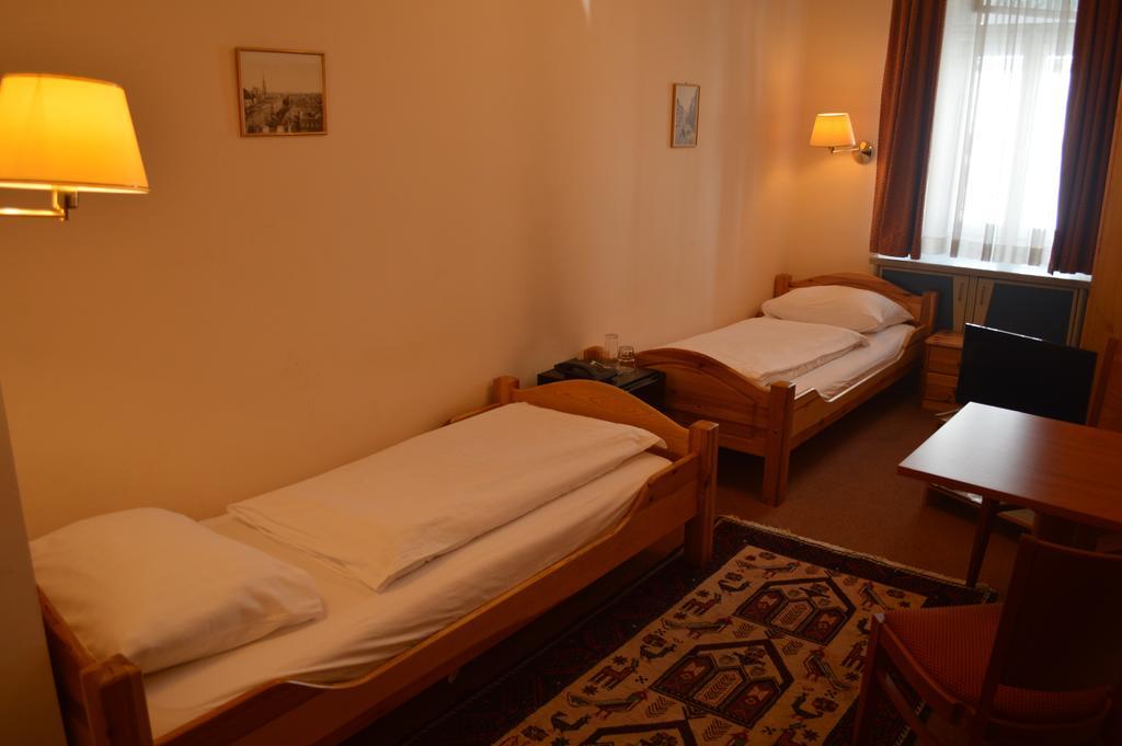 Hotel Pension Walzerstadt Viena Cameră foto