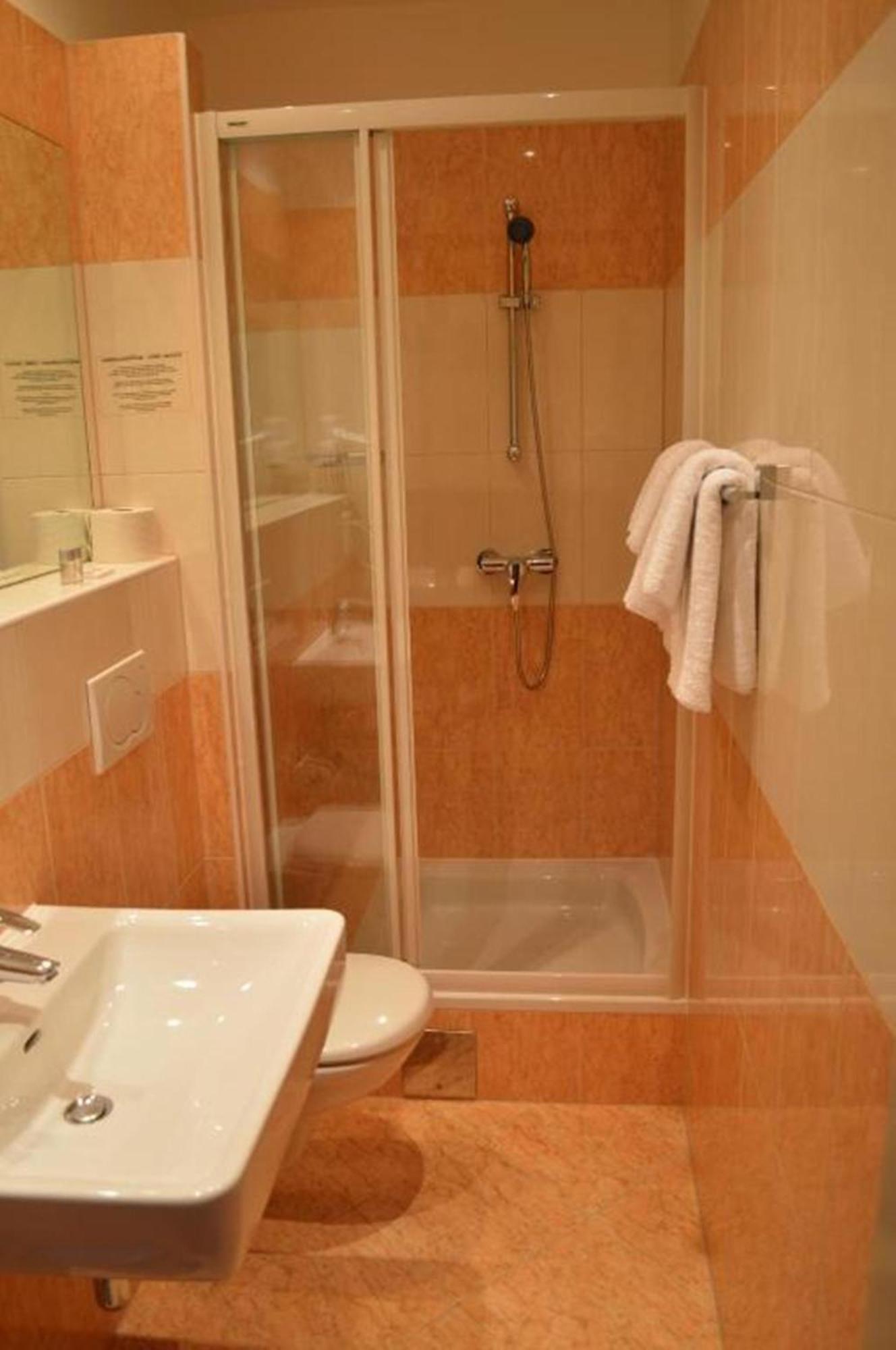 Hotel Pension Walzerstadt Viena Cameră foto